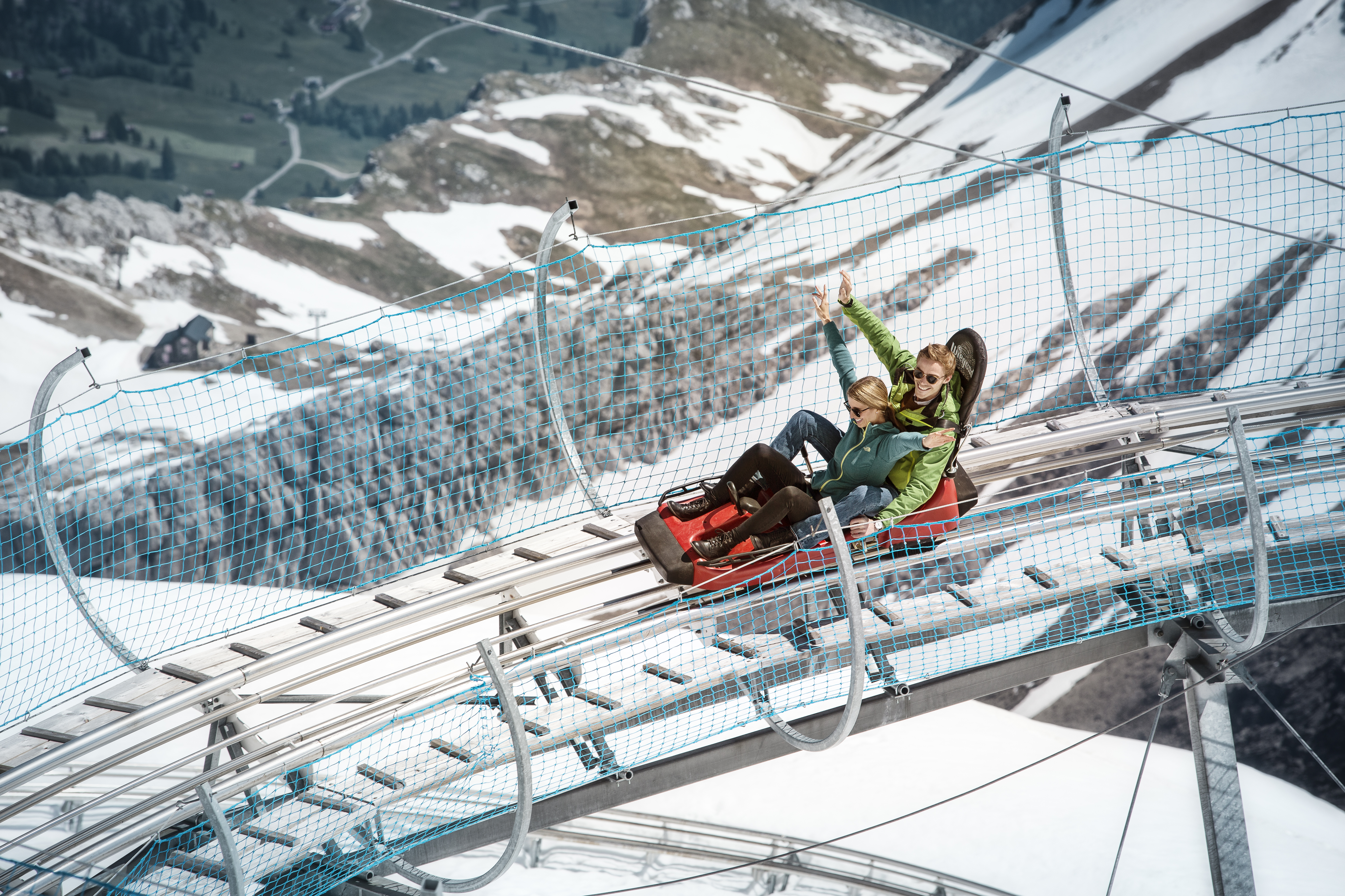 murakoDESCENTE Adventure スキー The Top Outdoor Active Adventure Spots In Switzerland – The