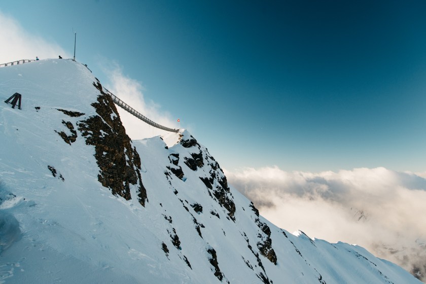 PeakWalk(c)Glacier3000_RaphaelDupertuis